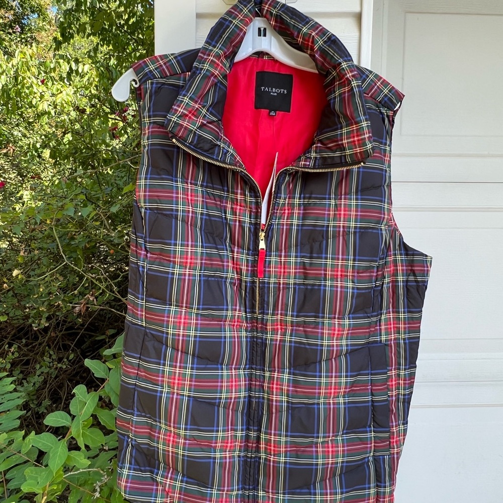 NWT Talbots Cozy Navy Multicolored Plaid Down Puffer Vest Pockets - Picture 7 of 7